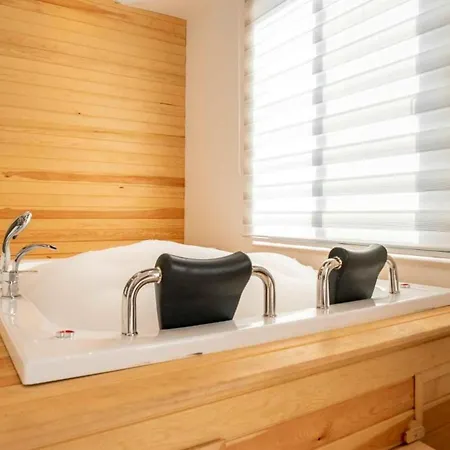 3 Bedroom - 7756 빌라