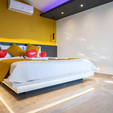 3 Bedroom - 7756 칼칸